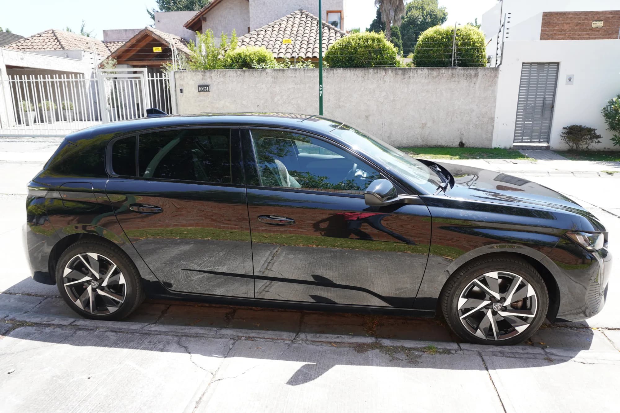 Peugeot 308 ALLURE PACK 1.5 BLUEHDI 130 EAT8 2025