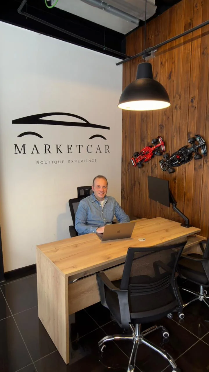 Juan Elias Sierra, Asesor Comercial de Marketcar